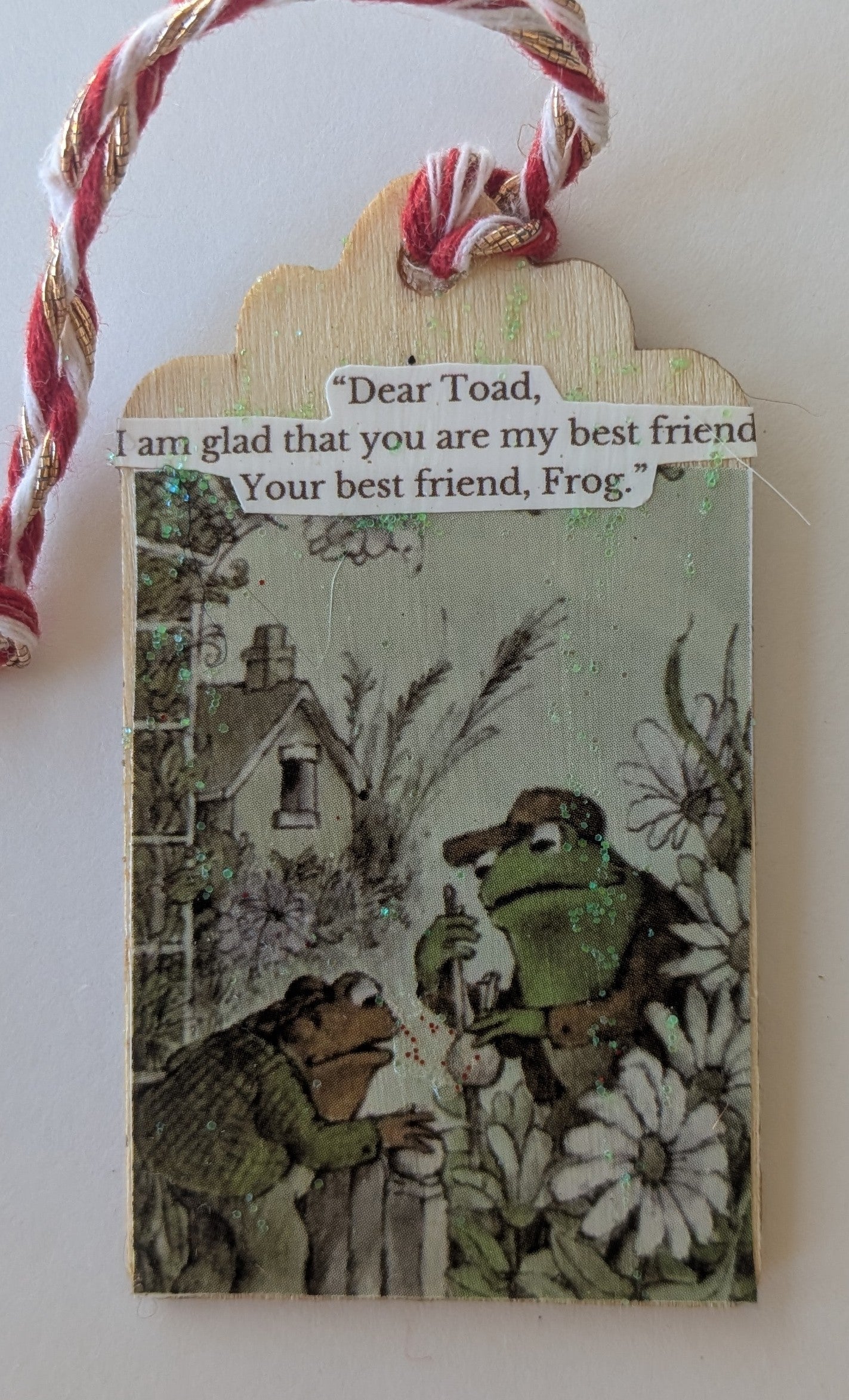 Frog and Toad Wooden Gift Tag 1.5"x2.7"