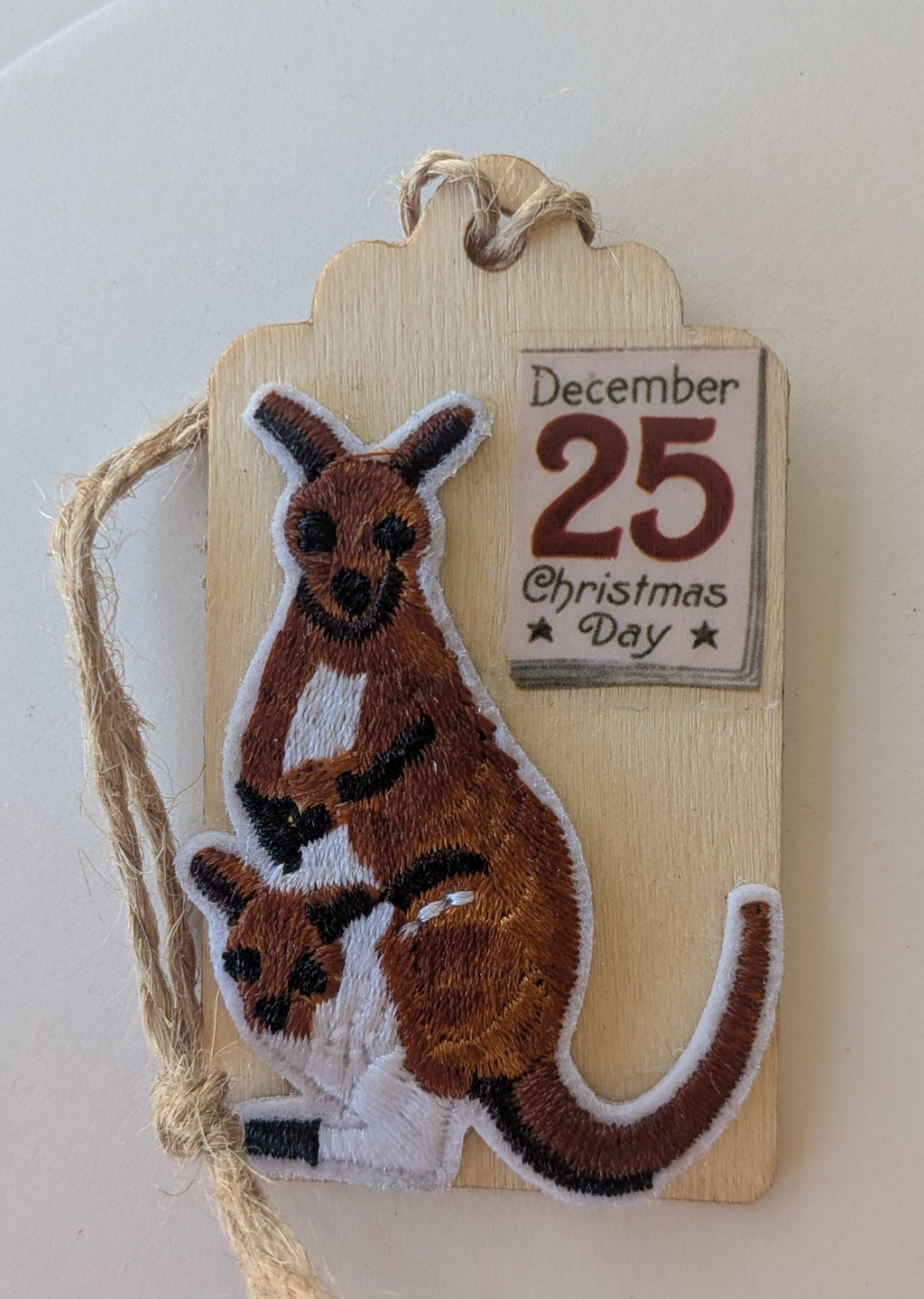 Kangaroo and Baby Wooden Gift Tag 1.5"x2.7"