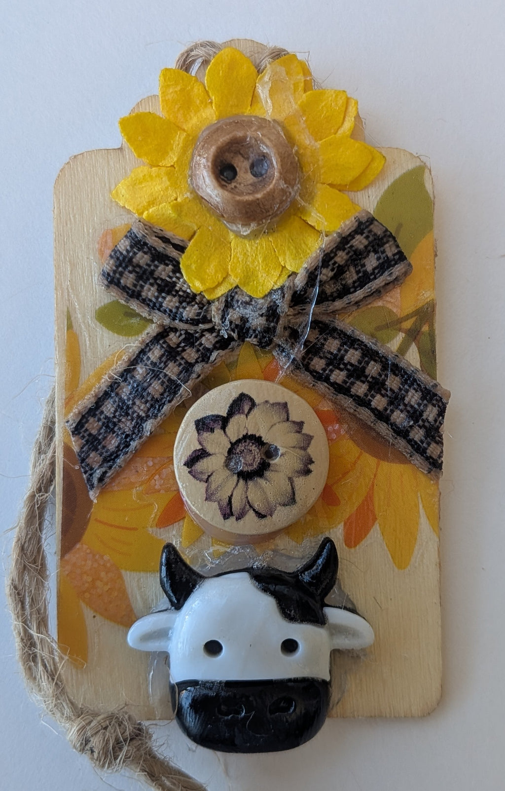 Sunflower Cow Wooden Gift Tag 1.5"x2.7"