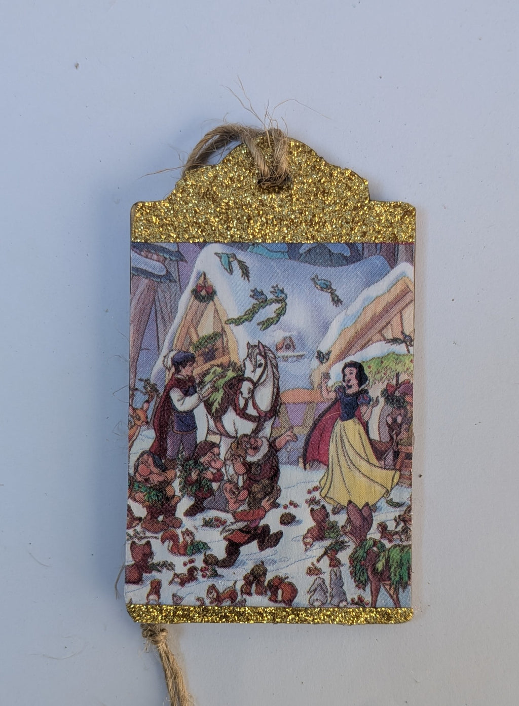 Snow White Wooden Gift Tag