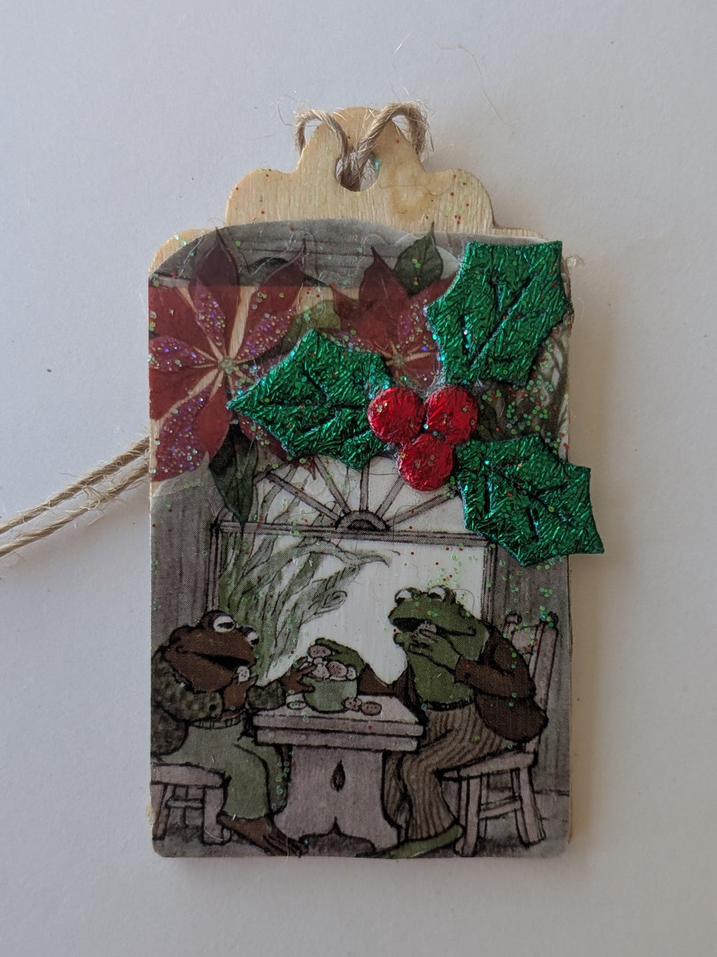 Frog and Toad Wooden Gift Tag 1.5"x2.7"